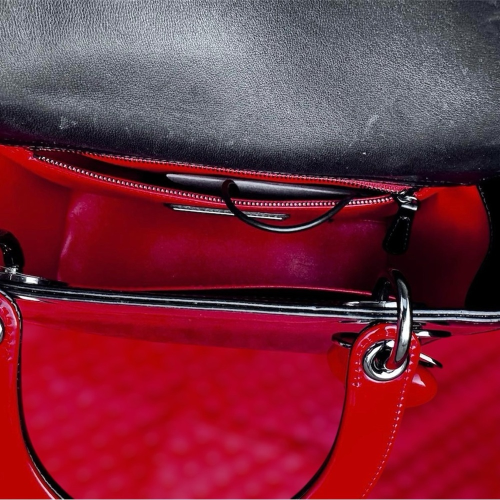 Limited Edition Christian Dior Lady Dior Art Black Patent Leather Red Heart Bag - Picture 11 of 15